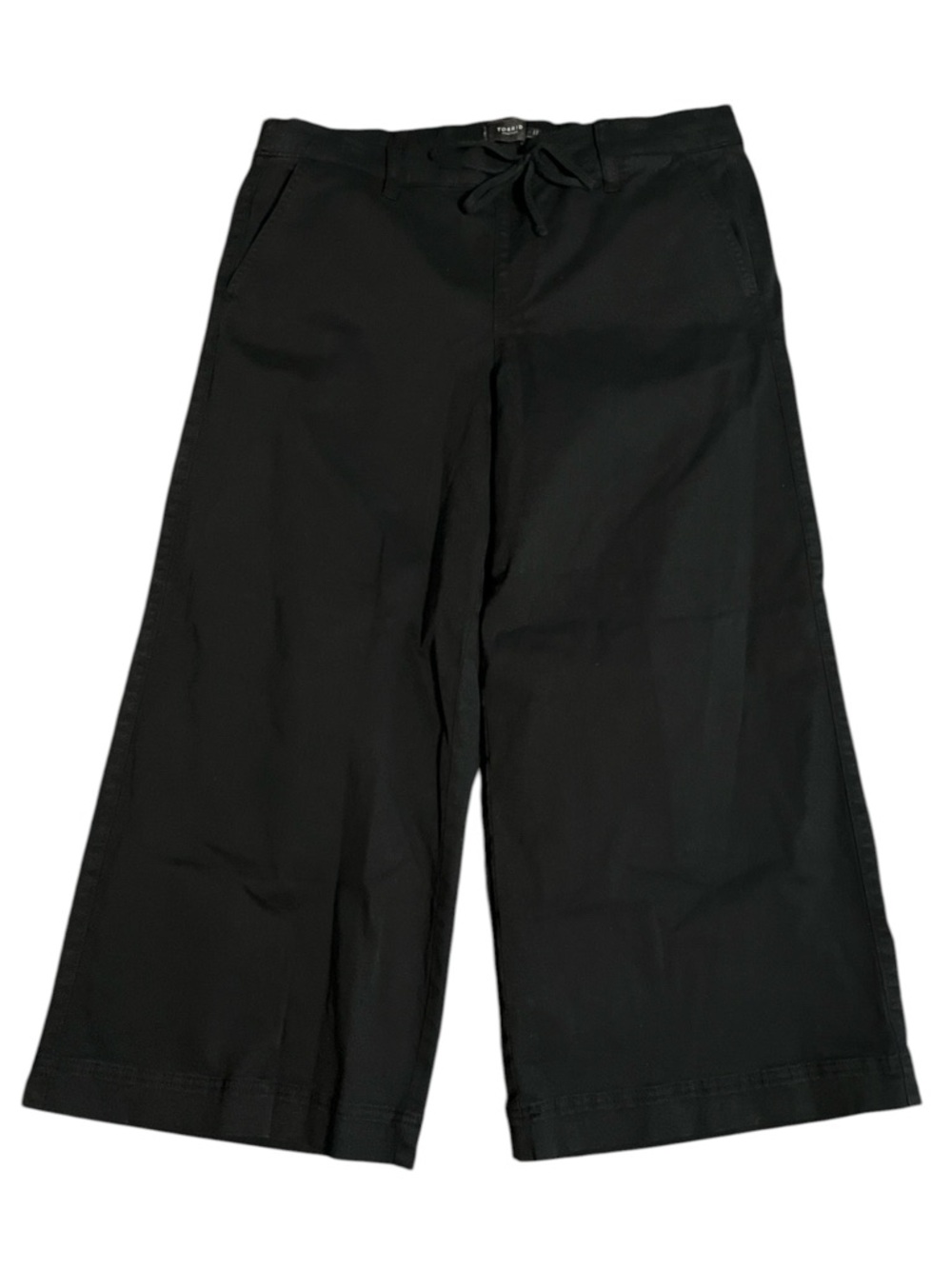 Torrid Pull-On Weekend Wide Stretch Twill Mid-Rise Crop Pants in Deep Black
